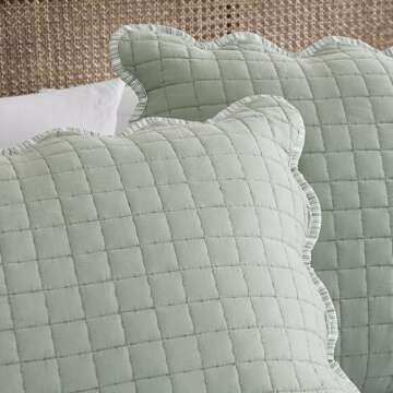 WDCOZY Sage Green King Size Quilt Bedding Set, Seafoam Scalloped Farmhouse Country Rustic Lightweight Soft Coverlet for All Season, Cute Cozy Kantha Pick Stitch Bedspread, 2 Pillow Shams