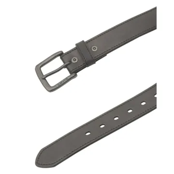 Levi's Men's Casual Leather Belt in Matte Black 42-44