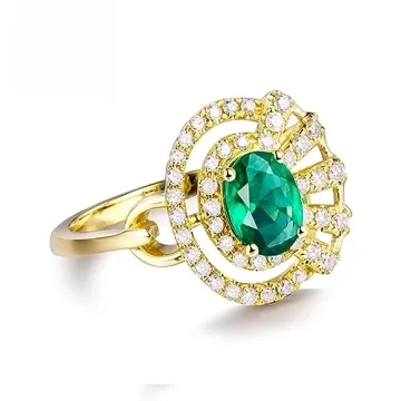 Elegant 18K Yellow Gold Pave Diamond Ring with Emerald