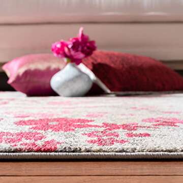 SAFAVIEH Monaco Accent Rug 4x5'7 Pink Floral Design