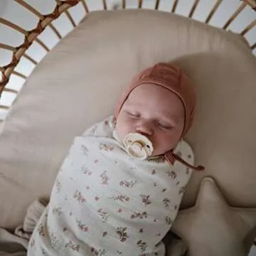 FRIGG Daisy Natural Rubber Baby Pacifier | Made in Denmark | BPA-Free (Seafoam/Cream, 0-6 Months) 2-Pack