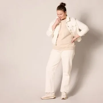 Amazon Essentials Women's French Terry Fleece Sweatshirt