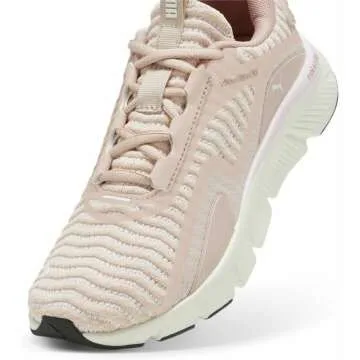 PUMA Women's Flexfocus Lite Cross Trainer Sneakers