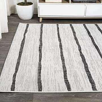 JONATHAN Y SMB125D-8 Colonia Berber Stripe Indoor/Outdoor 8 ft. x 10 ft. Area Rug, Contemporary, Bohemian, Minimalistic, Rustic, Pet Friendly, Stain Resistant, Bedroom, Backyard, Patio, Ivory/Black