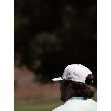 Stylish Golf Snapback for Men and Women - Comfortable Fit