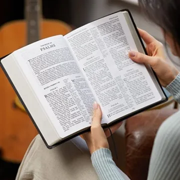 KJV Holy Bible Giant Print Cross References Goatskin Leather