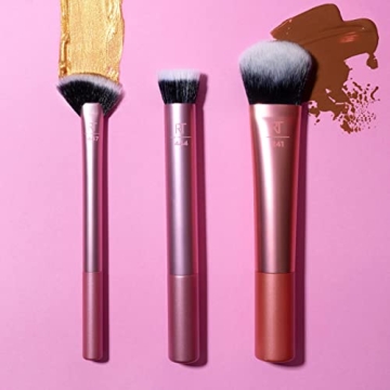 Real Techniques Seamless Complexion Makeup Brush for Foundation