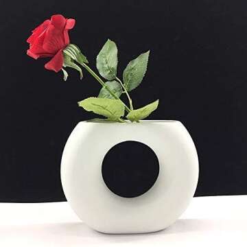 FuTaiKang White Ceramic Vases, Modern Geometric Decorative Vases, Nordic Minimalist Style Home Decor, Creative Dried Flower Arrangement Art Vase for Living Room, Kitchen or Office (B)