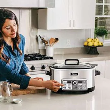 Ninja Auto-iQ Multi/Slow Cooker with 80-Pre-Programmed Auto-iQ Recipes for Searing, Slow Cooking, Baking and Steaming with 6-Quart Nonstick Pot (CS960) (Renewed)