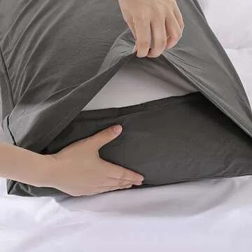 ROSGONIA Queen Comforter Set Charcoal Grey, 3pcs (1 Dark Gray Comforter & 2 Pillowcases) All Season Soft Bedding Lightweight Bedspread Blanket Quilt