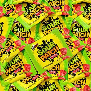SOUR PATCH KIDS Soft & Chewy Candy, 144 Snack Packs (6 Bags)