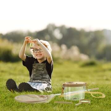 Montessori Mama Kids' Bug Catching Kit - Complete Insect Exploration Set with Habitat, Extendable Net, Magnifying Tools & Carry Strap - Educational Outdoor Adventure Gift