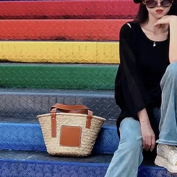 JAYAVENTURA Small Straw Basket Bag for Women PU Leather Strap Raffia Woven Tote for Summer Beach
