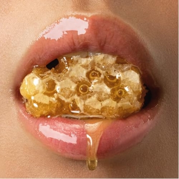 Gisou Honey Lip Oil Hydrating Nourishing High Shine