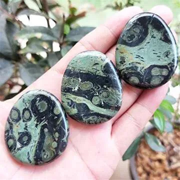 Fekuar Natural Kambaba Jasper Crystal Thumb Worry Stone, Hand Carved Healing Crystal Teardrop Pocket Stones for Anxiety Stress Relief Meditation