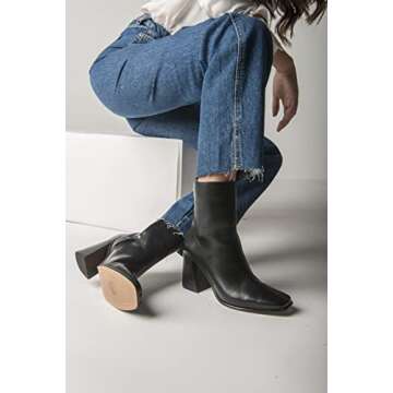 Jatarea Women’s Stylish Leather Ankle Boots - Comfortable & Versatile