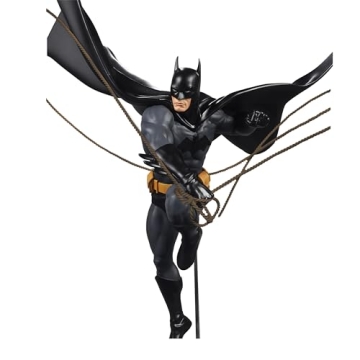 Batman 1:6 Scale Statue by McFarlane Toys