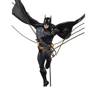 Batman 1:6 Scale Statue by McFarlane Toys