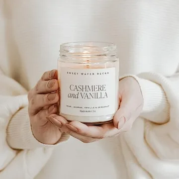 Cashmere and Vanilla Soy Candle - 9oz Luxe Aroma