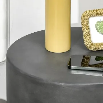 HOMCOM Round Side Table with Adjustable Feet and Finish