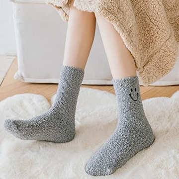NIGEIYEME 5 Pairs Cute Smiley Cozy Socks for Women