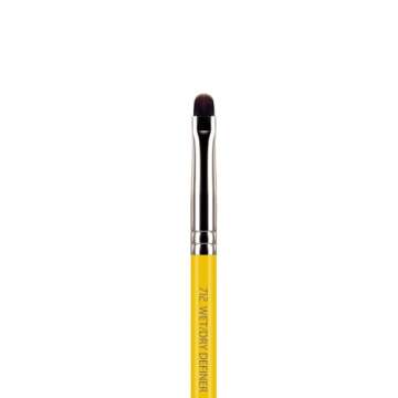Bdellium Tools Professional Makeup Brush - Studio Series 712 Wet/Dry Definer - With Soft Synthetic F...