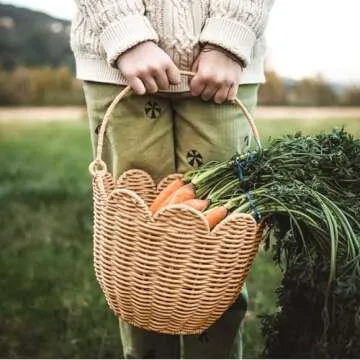 Sturdy Scalloped Edge Round Rattan Storage Basket for Stylish Organization