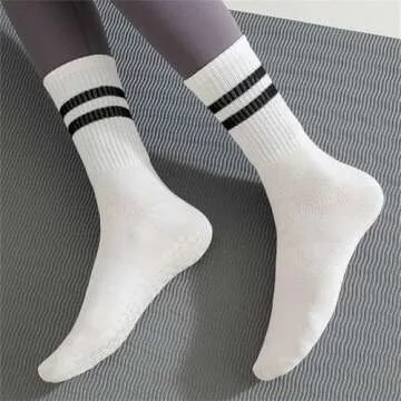 CSXYZWK 3Pairs Pilates Grip Socks, Yoga Socks with Grips for Women Slipper Sock Barre Sock Non Slip Socks for Hospital Workout(A3)