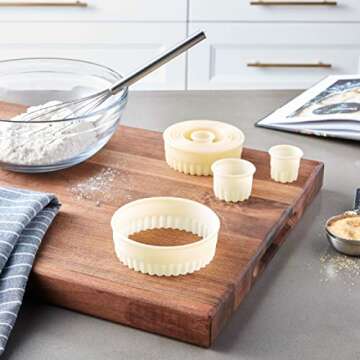 Mercer Culinary Round Fluted Nylon Cutter Set 9 Pieces