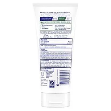 St. Ives Blackhead Clearing Face Scrub - Exfoliating Solution