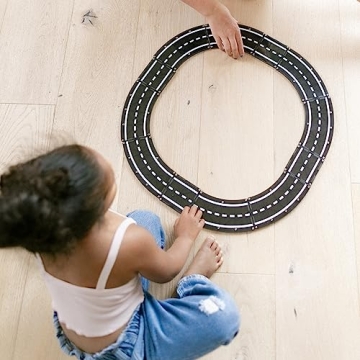 MAGNA-TILES Roads Set for Creative Play and Learning
