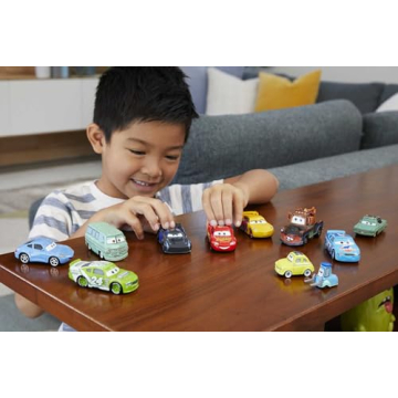Mattel Disney Pixar Cars 10 Die-Cast Vehicle Set