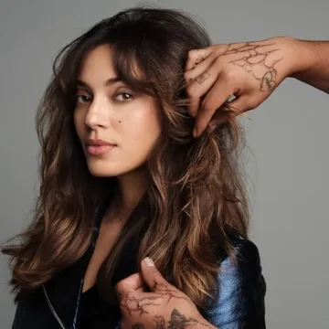 Bumble and bumble Thickening Texture Spray for All Hair Types