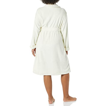 Amazon Essentials Women's Comfortable Plush Robe in Cream