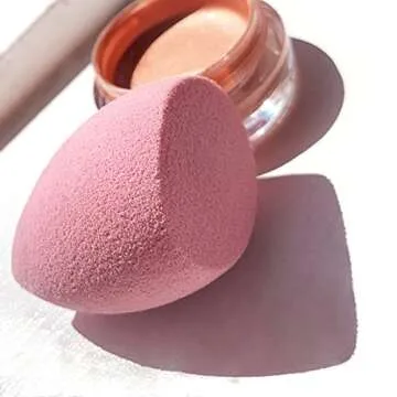 Real Techniques Cruelty Free Miracle Finish Sponge (Pack of 1) for a Natural Look, Ideal for Cream, Pressed Powder, & Liquid Blush, Latex Free (Packaging May Vary)