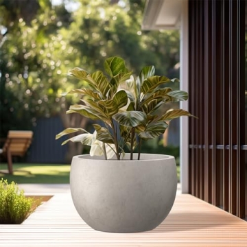 Kante 19.9" Concrete Planter for Indoor Outdoor Use