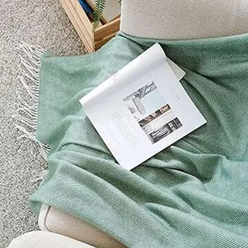 BOURINA Cozy Herringbone Throw Blanket for Home Decor