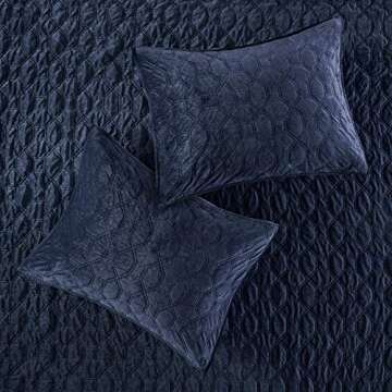 Madison Park Velvet Quilt Set - Stylish and Cozy All Season
