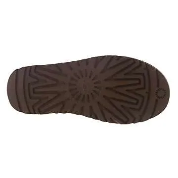 UGG Women's Neumel Platform Zip Fashion Boot, Chestnut, 10