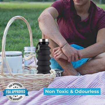 EcomKingdom Collapsible Water Bottle | BPA Free 550ml/18oz Reusable Water Bottle with Carabiner | Sports Silicone Travel Water Bottle Leakproof Portable Foldable Bottle for Outdoor Camping Gym Hiking
