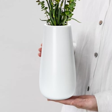 D'vine Dev 10 Inch Oval Ceramic White Flower Vase