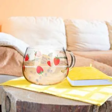 UPKOCH 2pcs Strawberry Glass Cups for Home Gatherings