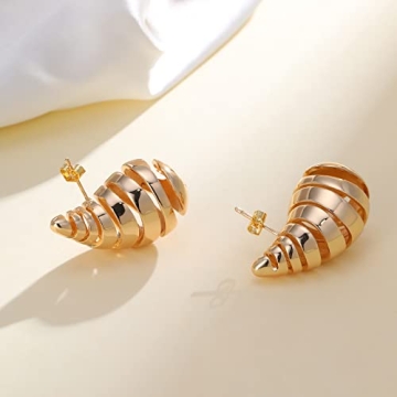 Apsvo Chunky Gold Hoop Earrings Lightweight and Stylish