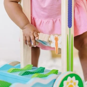 Chomp and Clack Alligator Walker - Melissa & Doug Toy