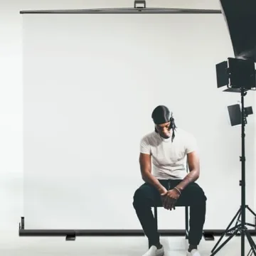 RAUBAY Green Screen - Large Collapsible Backdrop for Video Production