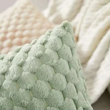 Yaertun Pack of 2 Super Soft Cozy Decorative Throw Pillow Covers Fuzzy Plush Faux Fur Luxury Cushion Cover Pillowcase for Sofa Couch Bed Livingroom 16x16 Inch Sage Green