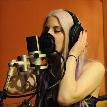 Sennheiser HD 600 - Audiophile Hi-Res Open Back Dynamic Headphone