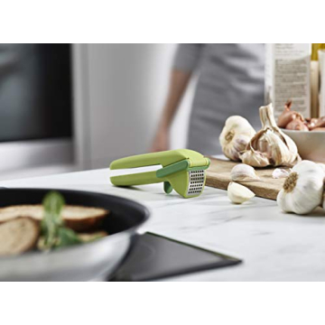 Joseph Joseph CleanForce Garlic Press Mincer with Cleaner Tool