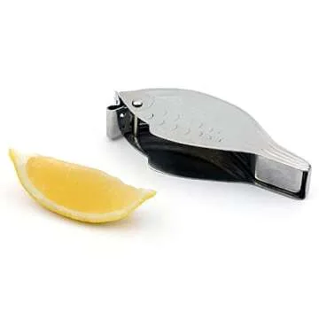 Garhelper Manual Lemon Juicer, Stainless Steel Fish Shape Lemon Squeezer, Manual Lemon Slice Squeezer, Ergonomic Design Citrus Juicer for Orange Lemon Lime Pomegranate