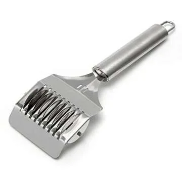 High-Grade Stainless Steel Noodle Cutter for Perfect Pasta